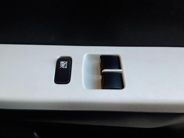 お車に合わせて無料保証以外にも、保証範囲、期間、距離を拡充させた有料保証もご用意しております！中古車の購入が初めてで不安・・・というお客様もご安心ください！