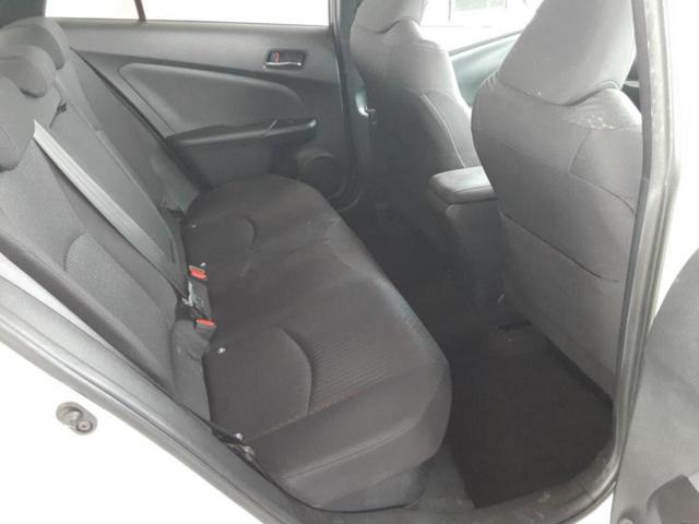 プリウス Sセーフティプラス 新品タイヤ/サンルーフ/純正エアロ/保証書/社外 SDナビ/衝突安全装置/車線逸脱防止支援システム/ヘッドランプ LED/Bluetooth接続/ETC/EBD付ABS/横滑り防止装置 フルエアロ(5枚目)