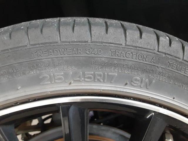 プリウス Sセーフティプラス 新品タイヤ/サンルーフ/純正エアロ/保証書/社外 SDナビ/衝突安全装置/車線逸脱防止支援システム/ヘッドランプ LED/Bluetooth接続/ETC/EBD付ABS/横滑り防止装置 フルエアロ(38枚目)