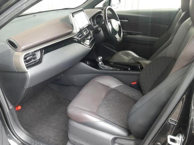 Ｃ－ＨＲ Ｇ　新品タイヤ／保証書／純正　９インチ　ＳＤナビ／衝突安全装置／シートヒーター　前席／車線逸脱防止支援システム／シート　ハーフレザー／ヘッドランプ　ＬＥＤ／Ｂｌｕｅｔｏｏｔｈ接続／ＥＴＣ　バックカメラ（6枚目）