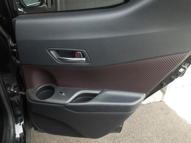 Ｃ－ＨＲ Ｇ　新品タイヤ／保証書／純正　９インチ　ＳＤナビ／衝突安全装置／シートヒーター　前席／車線逸脱防止支援システム／シート　ハーフレザー／ヘッドランプ　ＬＥＤ／Ｂｌｕｅｔｏｏｔｈ接続／ＥＴＣ　バックカメラ（23枚目）