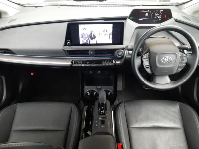 プリウス Z 新品タイヤ/サンルーフ/モデリスタエアロ/保証書/ディスプレイオーディオ+ナビ/デジタルインナーミラー/トヨタセーフティセンス/エアーシート 前席/全方位モニター/車線逸脱防止支援システム フルエアロ(8枚目)