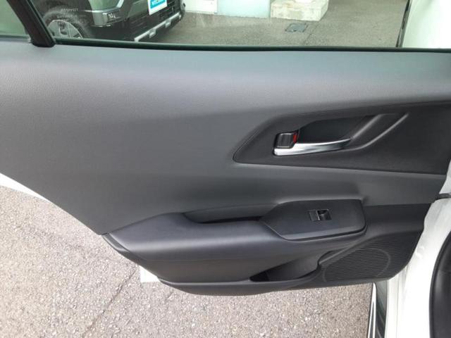 プリウス Z 新品タイヤ/サンルーフ/モデリスタエアロ/保証書/ディスプレイオーディオ+ナビ/デジタルインナーミラー/トヨタセーフティセンス/エアーシート 前席/全方位モニター/車線逸脱防止支援システム フルエアロ(25枚目)