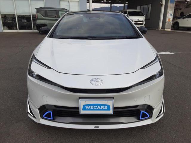 プリウス Z 新品タイヤ/サンルーフ/モデリスタエアロ/保証書/ディスプレイオーディオ+ナビ/デジタルインナーミラー/トヨタセーフティセンス/エアーシート 前席/全方位モニター/車線逸脱防止支援システム フルエアロ(43枚目)