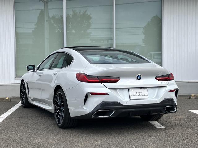8シリーズ 840i グランクーペ エクスクルーシブ Mスポーツ エクステンドレザーメリノタルトゥーフォ/ブラック 2年間走行距離無制限保証(3枚目)