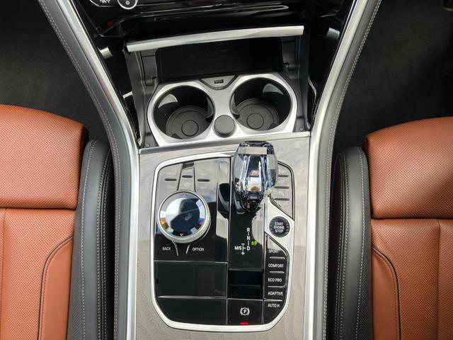 8シリーズ 840i グランクーペ エクスクルーシブ Mスポーツ エクステンドレザーメリノタルトゥーフォ/ブラック 2年間走行距離無制限保証(21枚目)
