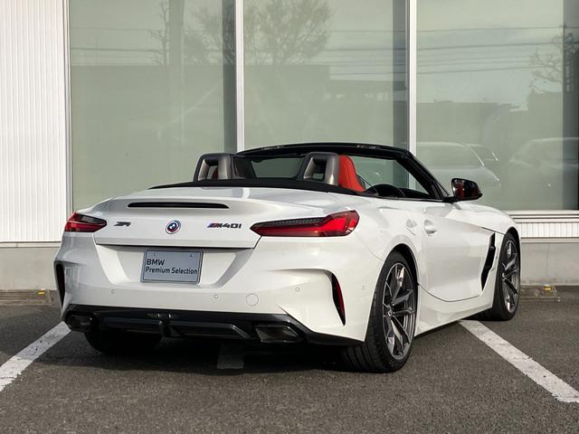 Z4 M40i マグマレッドレザー ハーマンカードンサラウンドシステム ワイヤレスチャージ非装備 デジタルキー非装備 弊社販売下取りワンオーナー車両 2年間走行距離無制限保証(5枚目)
