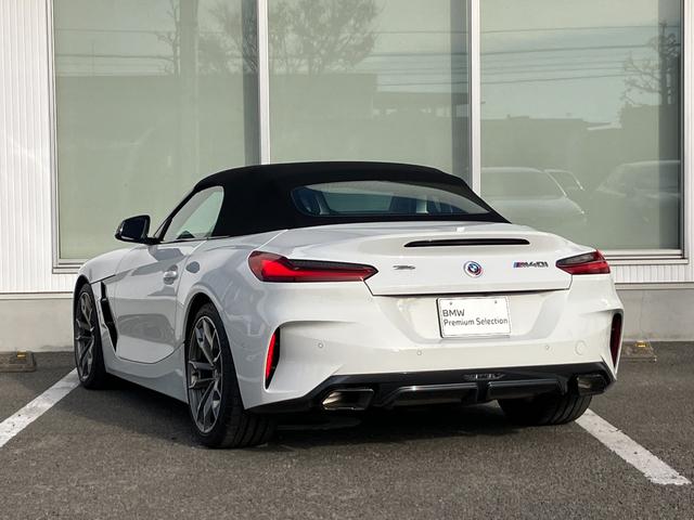 Z4 M40i マグマレッドレザー ハーマンカードンサラウンドシステム ワイヤレスチャージ非装備 デジタルキー非装備 弊社販売下取りワンオーナー車両 2年間走行距離無制限保証(11枚目)