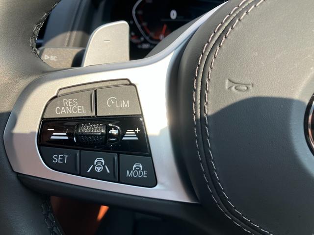 ８シリーズ ８４０ｉ　グランクーペ　Ｍスポーツ　Ｍテクニックスポーツパッケージ　インディビデュアルエクステンドレザーメリノ（タルトゥーフォ／ブラック）　弊社販売下取りワンオーナー車両　２年間走行距離無制限保証（12枚目）