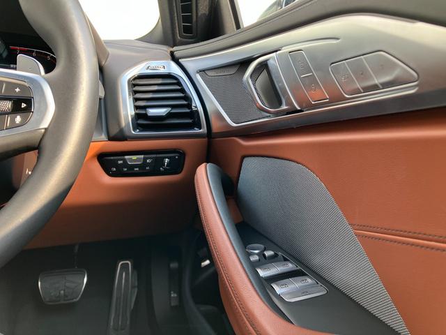 ８シリーズ ８４０ｉ　グランクーペ　Ｍスポーツ　Ｍテクニックスポーツパッケージ　インディビデュアルエクステンドレザーメリノ（タルトゥーフォ／ブラック）　弊社販売下取りワンオーナー車両　２年間走行距離無制限保証（23枚目）