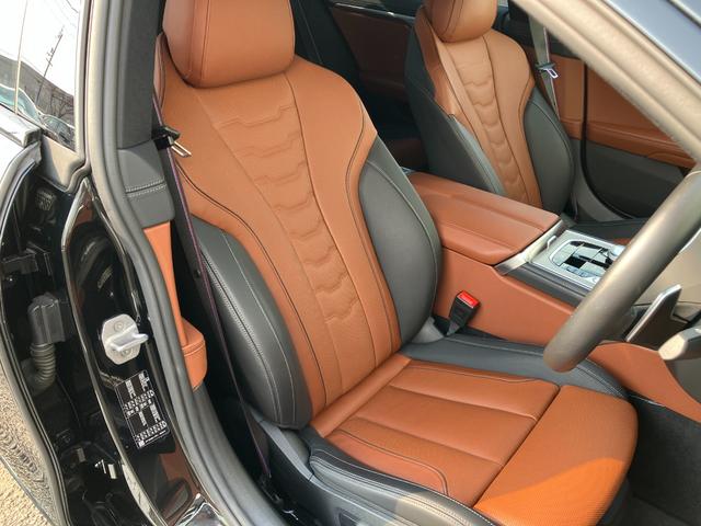 ８シリーズ ８４０ｉ　グランクーペ　Ｍスポーツ　Ｍテクニックスポーツパッケージ　インディビデュアルエクステンドレザーメリノ（タルトゥーフォ／ブラック）　弊社販売下取りワンオーナー車両　２年間走行距離無制限保証（27枚目）