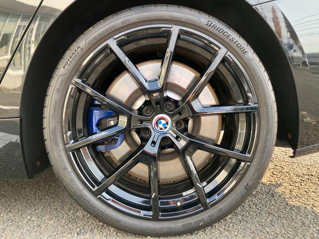 ８シリーズ ８４０ｉ　グランクーペ　Ｍスポーツ　Ｍテクニックスポーツパッケージ　インディビデュアルエクステンドレザーメリノ（タルトゥーフォ／ブラック）　弊社販売下取りワンオーナー車両　２年間走行距離無制限保証（51枚目）