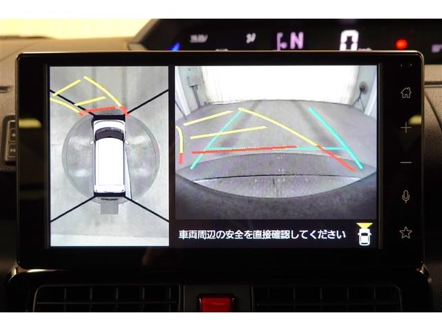 フロントビューで見通しが悪いＴ字路などの道でも見通し良く映し出してくれるので安心♪　※あくまでも補助的な装置なので目視確認もお忘れなく！