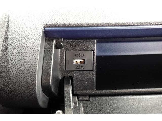 スマホの充電に便利な運転席ＵＳＢソケット（ＴｙｐｅＡ）♪