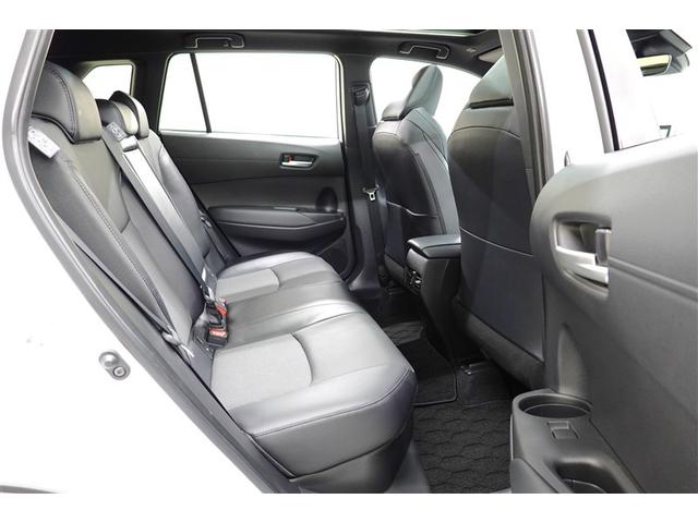 カローラクロス ハイブリッド　Ｚ　サンルーフ　フルセグ　メモリーナビ　バックカメラ　衝突被害軽減システム　ＥＴＣ　ＬＥＤヘッドランプ　記録簿（14枚目）