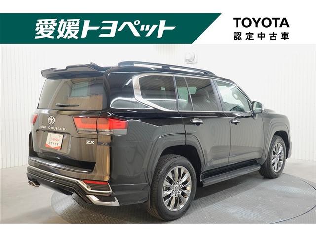 ランドクルーザー ＺＸ　革シート　４ＷＤ　フルセグ　メモリーナビ　ＤＶＤ再生　後席モニター　バックカメラ　衝突被害軽減システム　乗車定員７人　３列シート　ワンオーナー　記録簿　アイドリングストップ（2枚目）