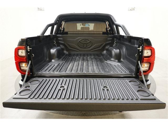 ハイラックス Ｚ　ＧＲスポーツ　４ＷＤ　メモリーナビ　バックカメラ　衝突被害軽減システム　ＥＴＣ　ドラレコ　ＬＥＤヘッドランプ　記録簿　アイドリングストップ　ディーゼル（16枚目）