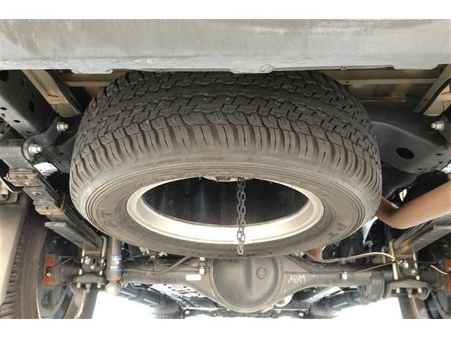 ハイラックス Ｚ　ＧＲスポーツ　４ＷＤ　メモリーナビ　バックカメラ　衝突被害軽減システム　ＥＴＣ　ドラレコ　ＬＥＤヘッドランプ　記録簿　アイドリングストップ　ディーゼル（17枚目）