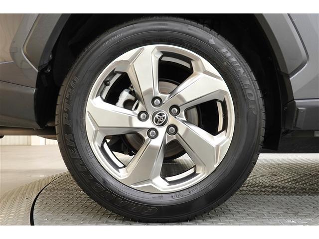 タイヤサイズ　２２５／６０Ｒ１８