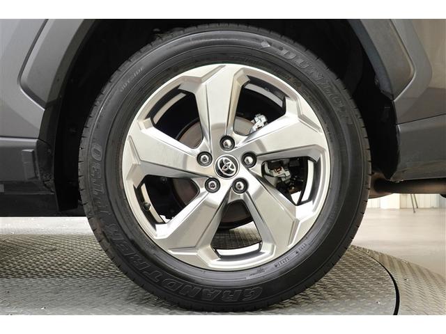 走る・曲がる・止まるに重要なタイヤ♪