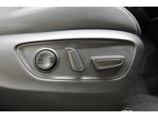 運転席ランバーサポート＆８ウェイパワーシートでドライビングポジションの細かな調整が出来ます！