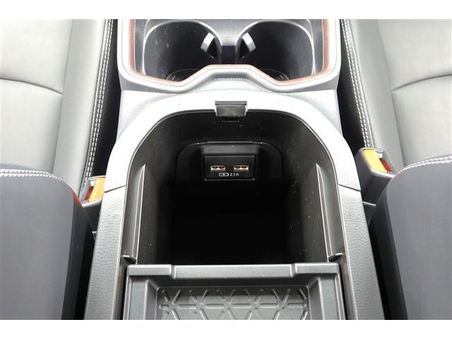 スマホの充電に便利な前席ＵＳＢソケット（ＴｙｐｅＡ）♪