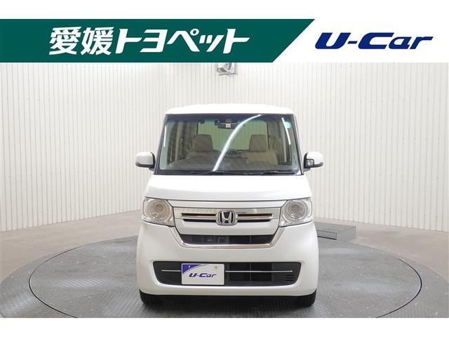 プレーンで飽きの来ないフロントグリル♪