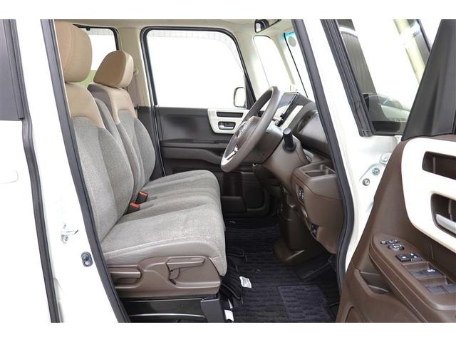 高いアイポイントで見晴らし良好です！