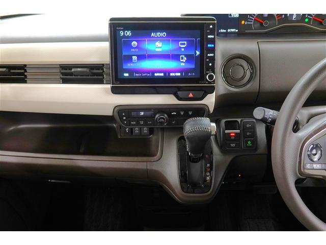 操作しやすいナビスイッチ＆エアコンパネル＆シフトレバー♪