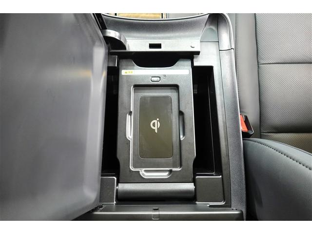 接続の手間いらずに充電出来るワイヤレス充電機能♪