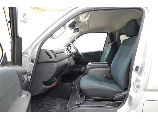 落ち着きのあるインテリア♪