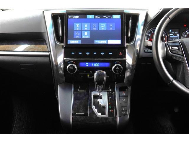 操作しやすいナビスイッチ＆エアコンパネル＆シフトレバー♪