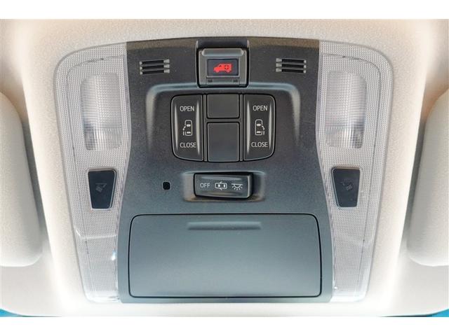 両側パワースライドドアが付いているので小さなお子様がいるご家庭には嬉しい装備♪