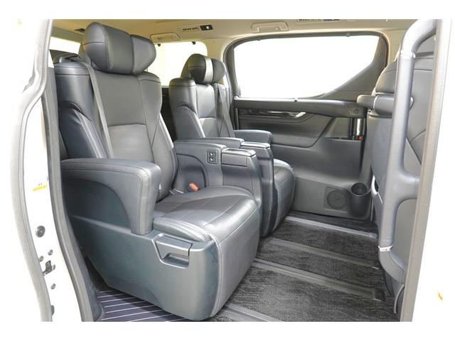 アルファード 2.5S Cパッケージ フルセグ メモリーナビ DVD再生 後席モニター バックカメラ 衝突被害軽減システム ETC 両側電動スライド LEDヘッドランプ 乗車定員7人 3列シート(8枚目)