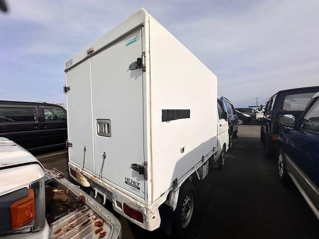 ハイゼットトラック デンソー冷凍機ＦＲＰ中温冷凍－７℃－３５℃（5枚目）