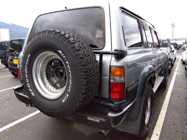 ランドクルーザー８０ ＶＸリミテッド　４ＷＤ　Ｄ－ＴＢ（5枚目）