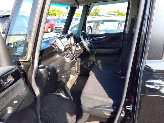 Ｎ－ＢＯＸカスタム Ｇ特別仕様車ＳＳパッケージ（3枚目）