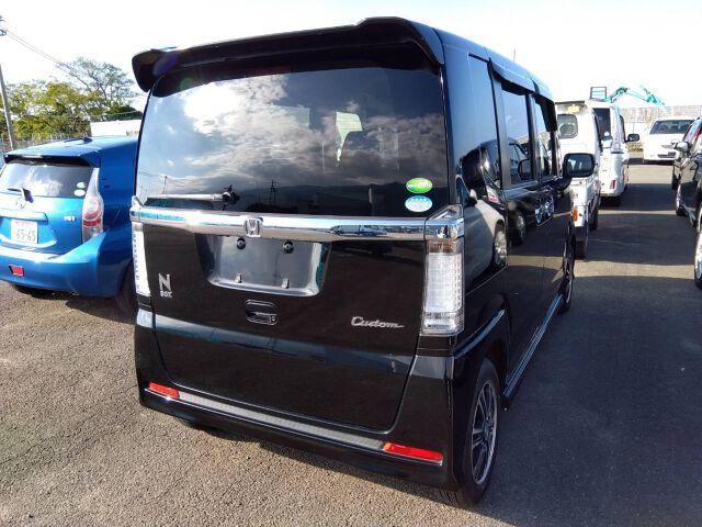 Ｎ－ＢＯＸカスタム Ｇ特別仕様車ＳＳパッケージ（5枚目）