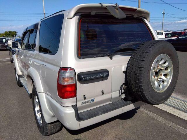 ハイラックスサーフ ＳＳＲ－Ｘ　４ＷＤ（2枚目）