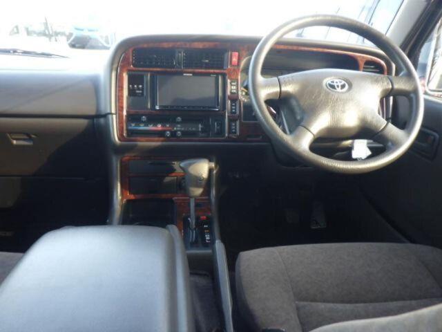 ハイエースワゴン グランドキャビンＧ－Ｐ　Ｄ－ＴＢ　４ＷＤ（6枚目）