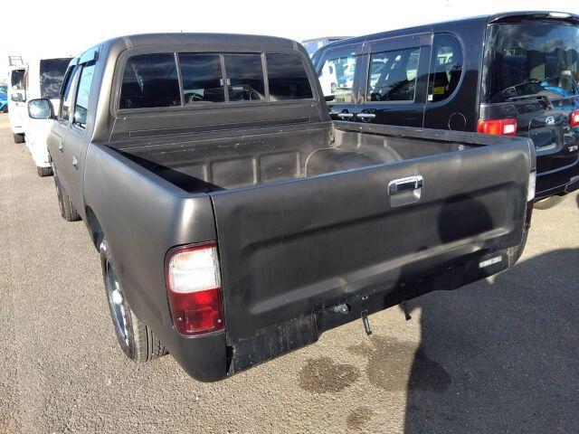 ハイラックススポーツピック ダブルキャブ（2枚目）