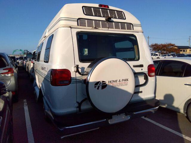 ダッジ・ラム ロードトレック　キャンピング車（2枚目）