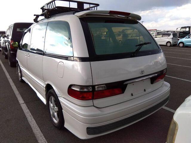 エスティマ Ｖ　ス－パ－チャージャー　ツインムーンルーフ（2枚目）