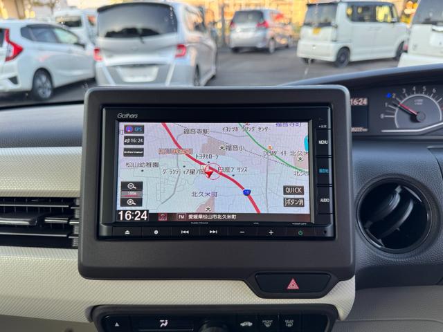 N-BOX G・Lホンダセンシング ナビ・Bluetoothオーディオ対応・前後ドラレコ・シートヒーター・バックカメラ・両側パワースライドドア(8枚目)