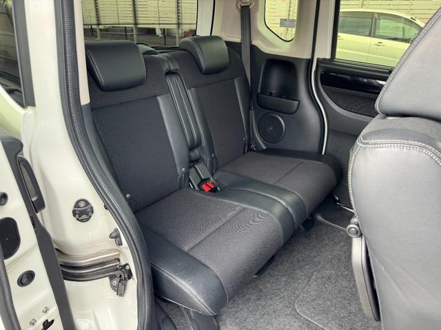 Ｎ－ＢＯＸカスタム Ｇ・ターボＬパッケージ　８インチナビ・衝突軽減ブレーキ・両側パワースライドドア（16枚目）