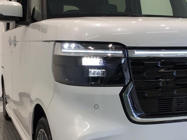 Ｎ－ＢＯＸカスタム ターボ　デモカーＵＰ・ＬＥＤ・メモリナビ・バックカメラ・純正ＡＷ・ホンダＣＯＮＮＥＣＴ（3枚目）