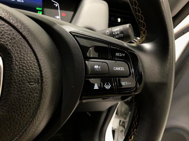 フィット ｅ：ＨＥＶＲＳ　デモカーＵＰ・ホンダＣＯＮＮＥＣＴ・ディスプレイオーディオ・純正ドラレコ・純正ＡＷ（6枚目）