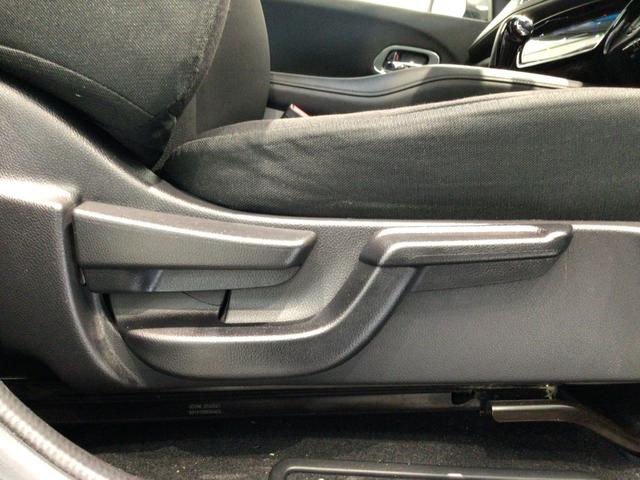 豊富に在庫を取り揃えています！軽自動車からミニバン、セダン、ＳＵＶ、話題のハイブリッド車など続々入荷しております！