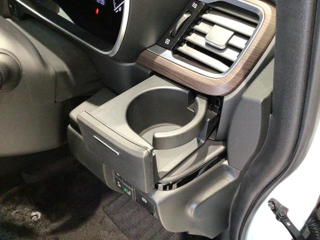 ご契約の流れは、当店のスタッフがわかりやすく説明いたしますのでお気軽にお声かけください！