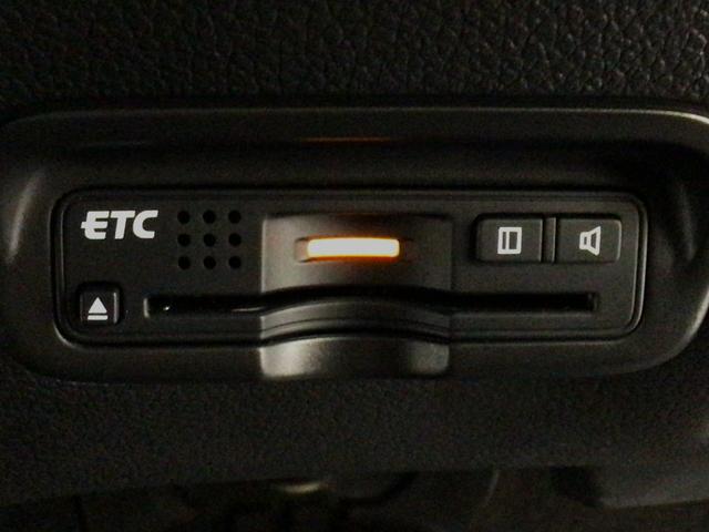 ヴェゼル ハイブリッドZ・ホンダセンシング LED・フルセグ・メモリナビ・DVD・バックカメラ・純正AW・ETC(11枚目)